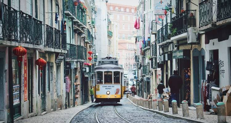 Portugal: Lisbon Porto Algarve Exclusive - Image 5